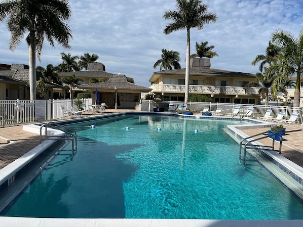 Heated pool
