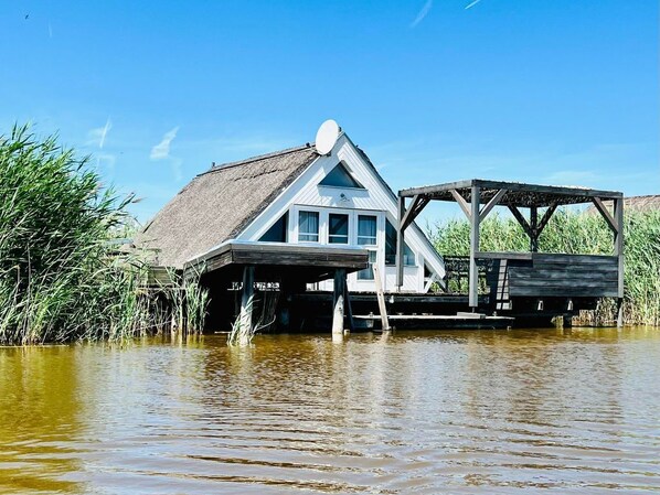 Seehütte Neusiedlersee "Sonnendeck"