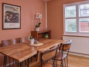 Living room/dining room | Cosy Retreat Near The Beach, Southsea, near Portsmouth