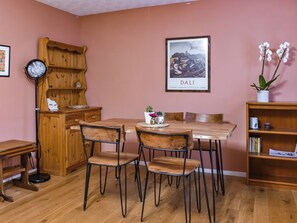 Living room/dining room | Cosy Retreat Near The Beach, Southsea, near Portsmouth
