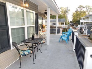 Front porch with plenty of chairs to relax