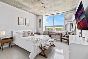 Queen size bed