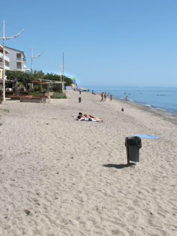 Strand