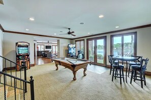Lower level pool room room! Video games have been removed.
