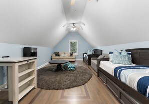 Upper Level Bunk room with two twins and a trundle sleeping 3!
