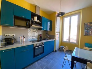 New equipped kitchen