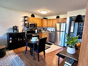 Stocked kitchen **new appliances**