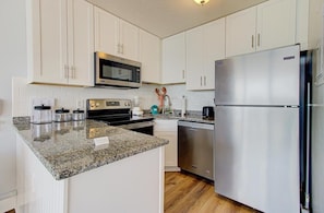 Atlantic Towers 705-large-010-069-Kitchen-1500x986-72dpi