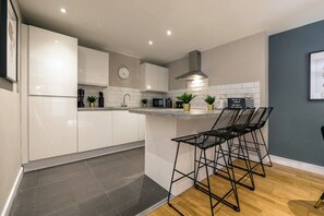 Duke Street Abode, Liverpool - Host & Stay