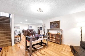 Spielezimmer