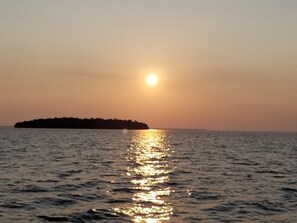 Boating on the waters of Green Bay