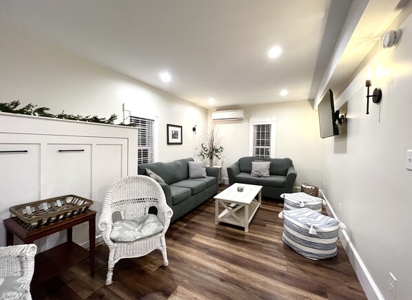 Mathieu said in his review "Great experience, great location right in the middle of Ogunquit, easy walk to the beach."