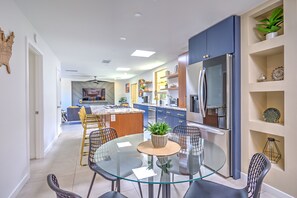 Kitchen | Dining Area