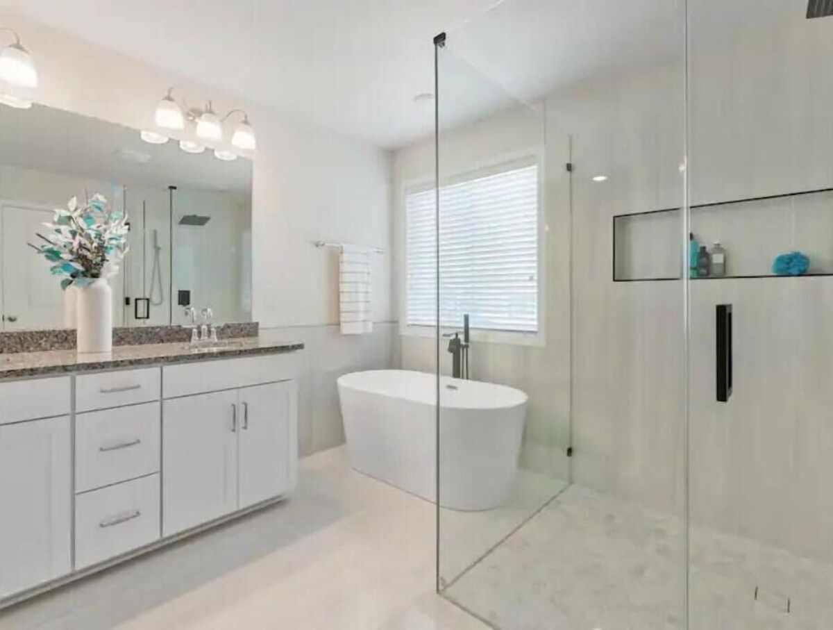 Ballantyne Area – SoBal Refined Modern Home