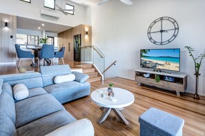 Living Area Panorama 4 