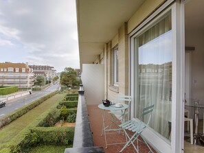 Nice Balcony with a view on the city