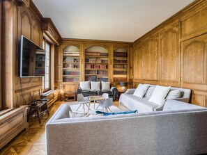Library lounge