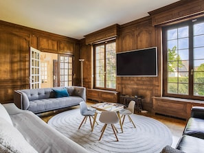 Library lounge