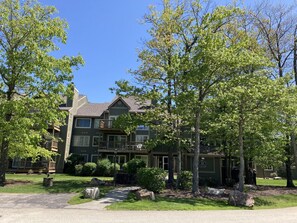 Welcome to Summit Breeze, your Laurel Highlands mountain homebase