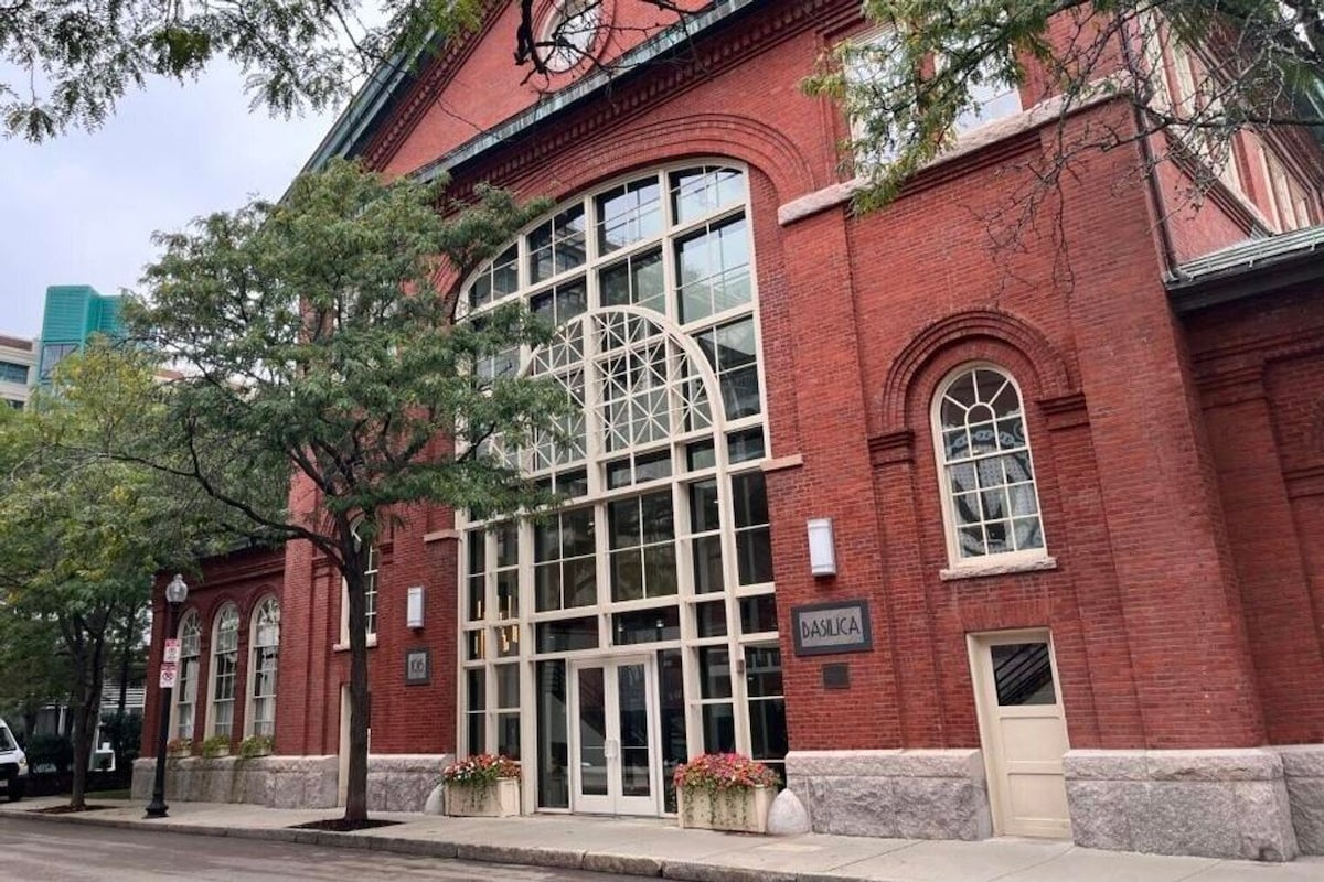 Main Image