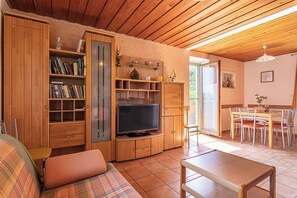 Living and dining room