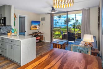 2/2 Oceanview Modern Resort Vistas