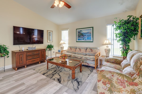 Port St. Lucie Vacation Rental | 3BR | 2BA | 1,900 Sq Ft | 1 Small Step Required