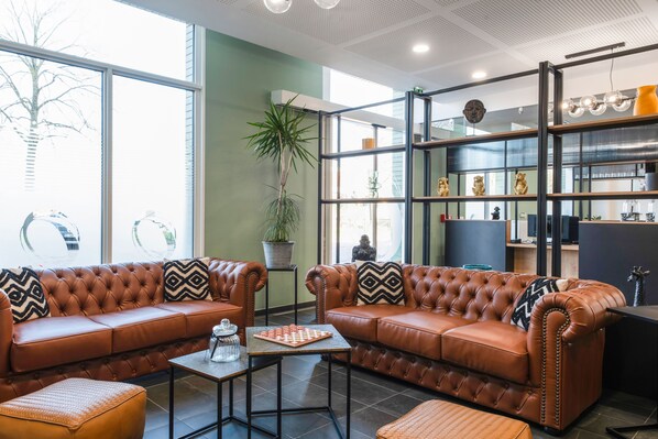 Sala de estar en el lobby