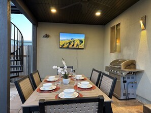 Covered Outdoor Eating and BBQ