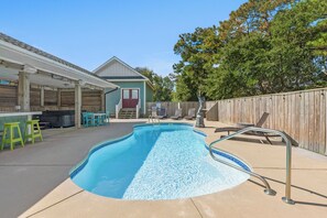 GR3630: Happy Hour | Private Pool Area w/ Cabana, Tiki Bar & Detached Pool House