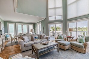 Living Room - Light and Bright