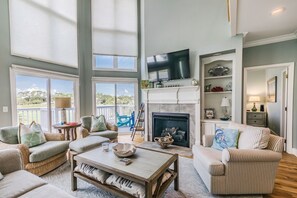 Living Room with Fireplace