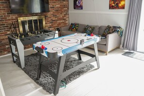 Spielezimmer