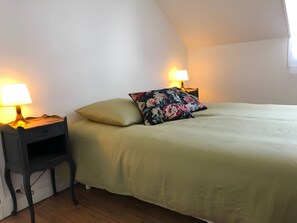 "Elegant and comfortable room (La Mancelle)"