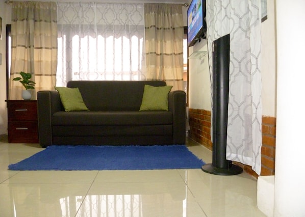 saloon