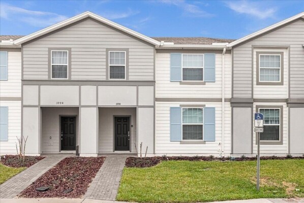 3998 Lana Ave (30).jpg