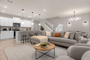4070LanaAve(2)