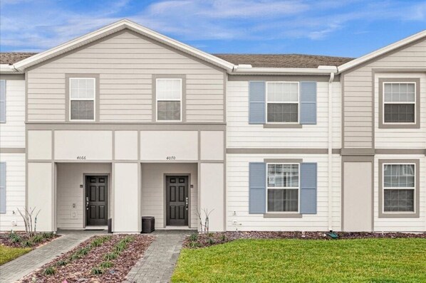 4070LanaAve(54)