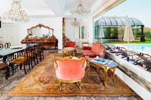 Autumn, Dining Room, Living Room, Pool, Spring, Summer