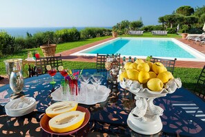 Autumn, Building Exterior, Garden, Outdoor, Pool, Scenic View, Spring, Summer