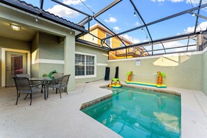 Private pool can be heated upon request-no charge!