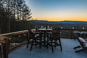 …meets the natural beauty of Blue Ridge.” – Elizabeth, '24