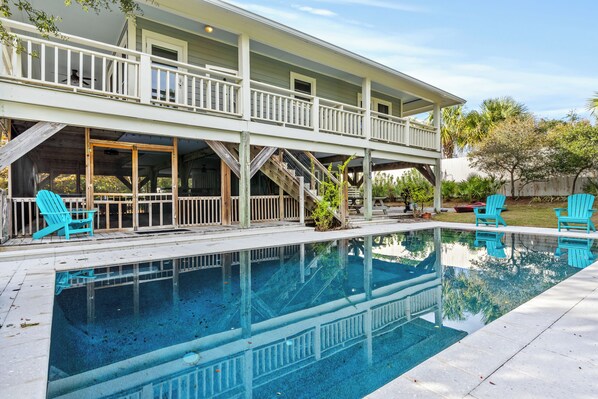 Welcome to Porch Paradise!