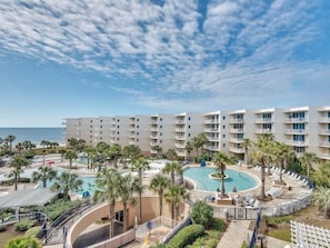 Gorgeous view of the ocean!