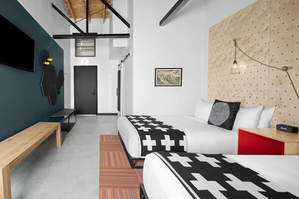 Unit with 2 Queen size beds