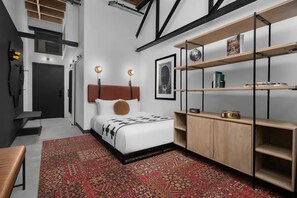 Unit with QUeen size bed