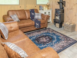 Living area | Lime Kiln Lodge - Lodge Holidays, Castle Cary