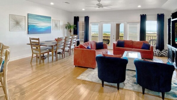Open concept living, dining and kitchen!