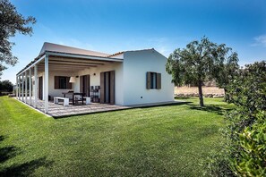 Autumn, Building Exterior, Garden, Outdoor, Spring, Summer