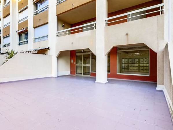 Building, Window, Floor, Flooring, Door, Plant, Facade, Wood, Composite Material